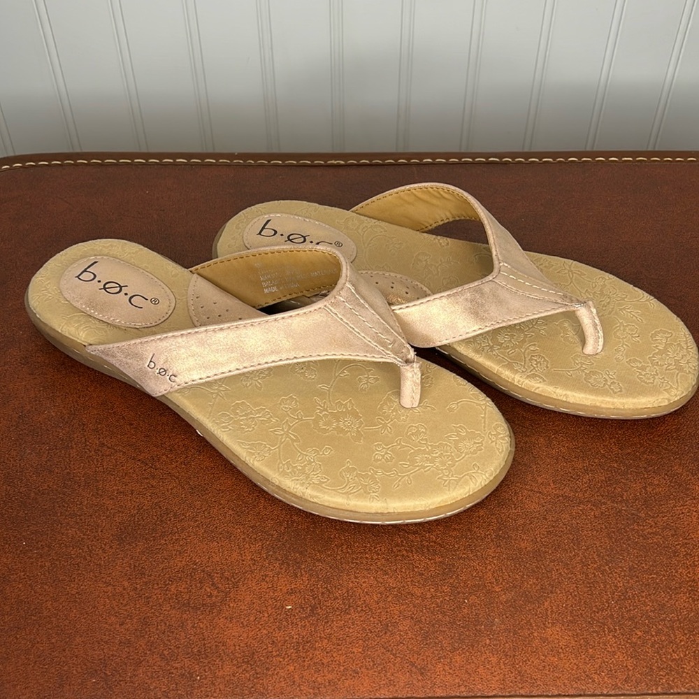 b.o.c. Women's Sandals in Metallic Gold and Tan